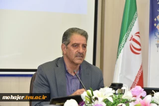 رئیس دانشگاه ملی مهارت در جمع رؤسای دانشکده‌ها و آموزشکده‌های سراسر کشور:
حیات دانشگاه و ارکان آن در گرو ضوابط، مقررات و قوانین است/ هیئت امنا مجلس قانون‌گذاری دانشگاه است/ سیاست دانشگاه تربیت نیروی توانمند اشتغال‌پذیر است