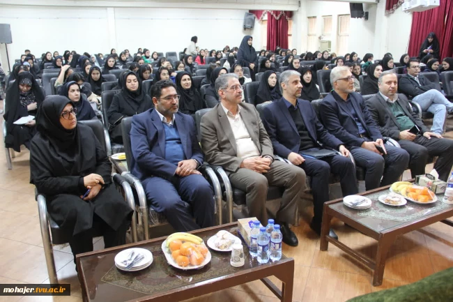 با حضور رئیس دانشگاه ملی مهارت و معاون پژوهش و فناوری، نوآوری و اقتصاد دانش بنیان شورای عالی انقلاب فرهنگی:
مراسم گرامیداشت روز دانشجو و هفته پژوهش برگزار شد.