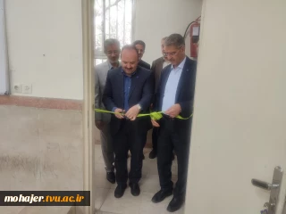با حضور رئیس دانشگاه ملی مهارت افتتاح شد:
کارگاه میکروکنترلر و سایت کامپیوتر دانشکده انقلاب اسلامی در هفته سرآمدی آموزش