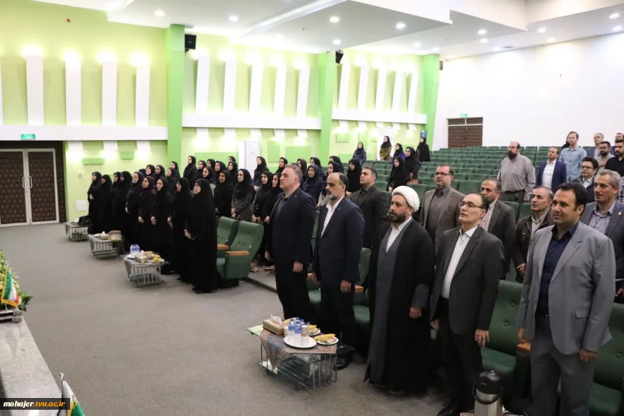 با حضور معاون اداری، مالی و مدیریت منابع دانشگاه؛
آیین تجلیل از سرآمدان آموزشی دانشگاه ملی مهارت واحد استانی همدان برگزار شد. 2