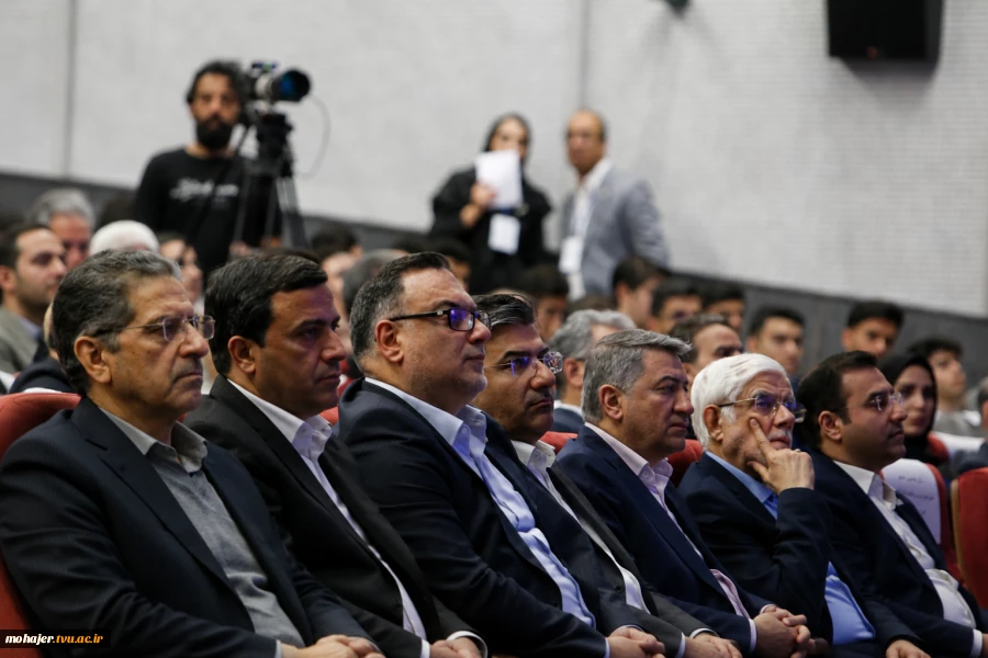 با حضور معاون اول رئیس‌جمهور؛
از سه نماینده دانشگاه ملی مهارت برای حضور در مسابقات جهانی مهارت شانگهای ۲۰۲۶ تجلیل شد 2