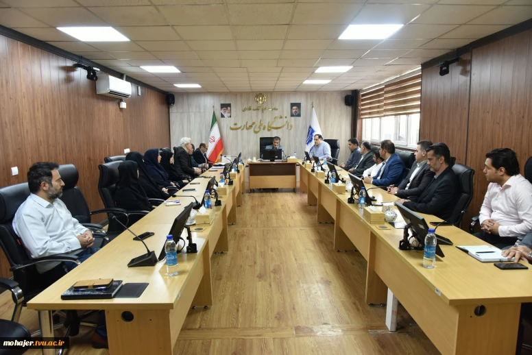دیدار کارکنان حوزه ریاست، روابط عمومی و هماهنگی امور مجلس و استان‌ها با سرپرست دانشگاه ملی مهارت